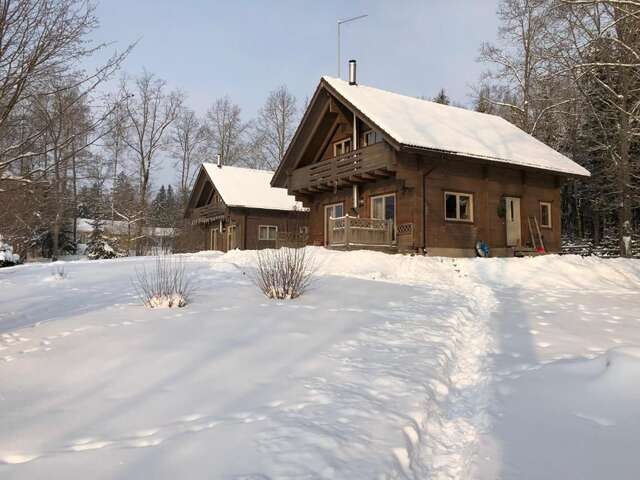 Дома для отпуска Деревянный дом с сауной и камином у леса, озера и СПА Отепя-92